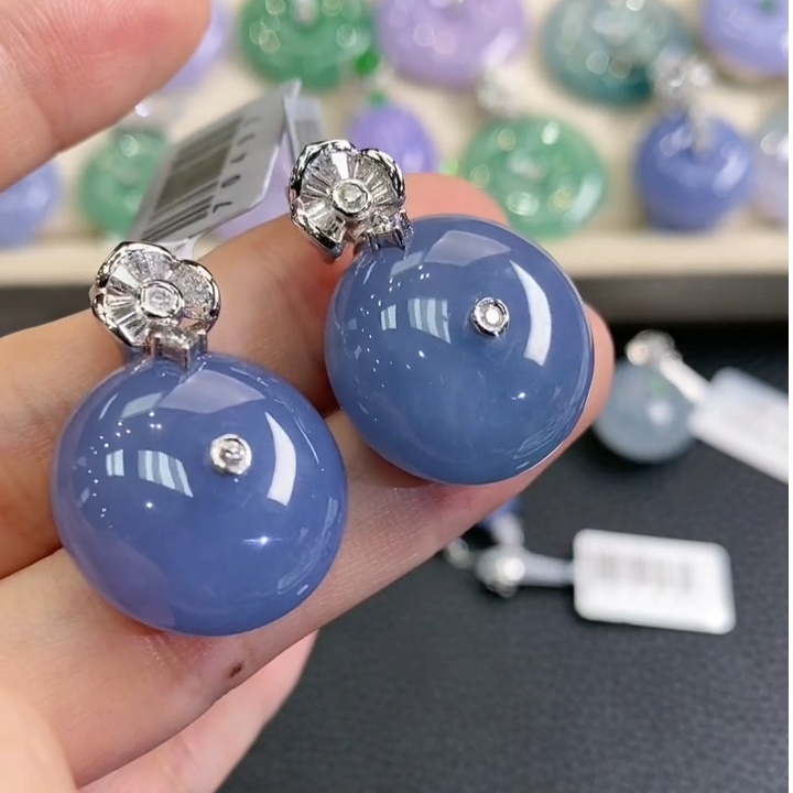 翡翠18K金镶嵌吊坠(不含链)春日珠宝 B67多样性一件发紫货有色差