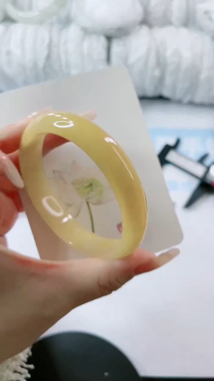 【闪购商品】石英质玉手镯未镶嵌多样性发货L674-62