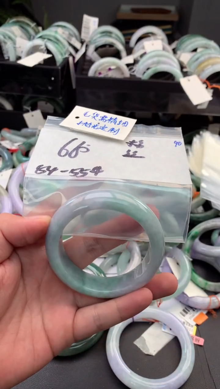 【闪购商品】定制翡翠未镶嵌毛货需精细抛光+多人