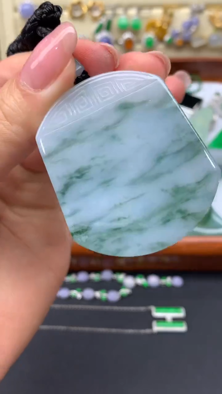 【闪购商品】翡翠颈饰未镶嵌30-天然翡翠