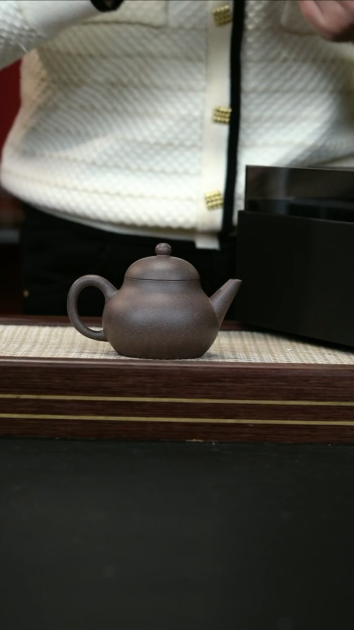 茶壶紫砂145号 黄龙源 铁砂泥 芭乐水平