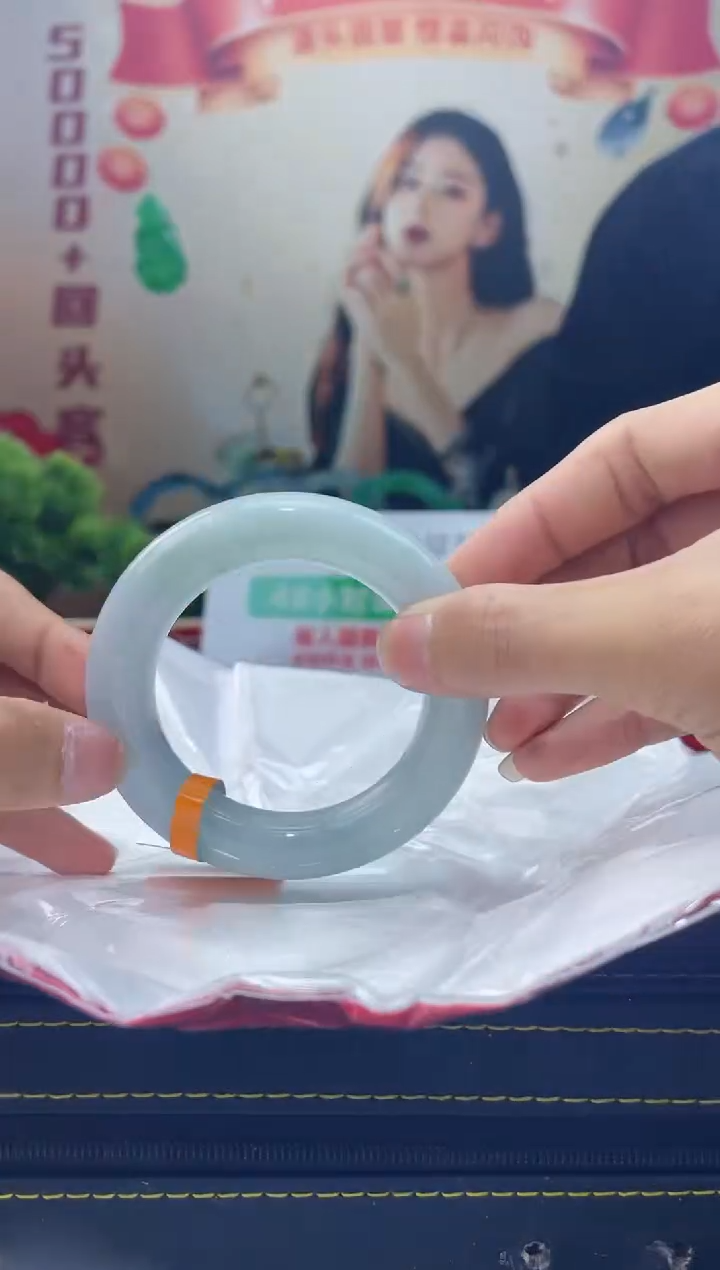 【闪购商品】翡翠手镯未镶嵌手镯28