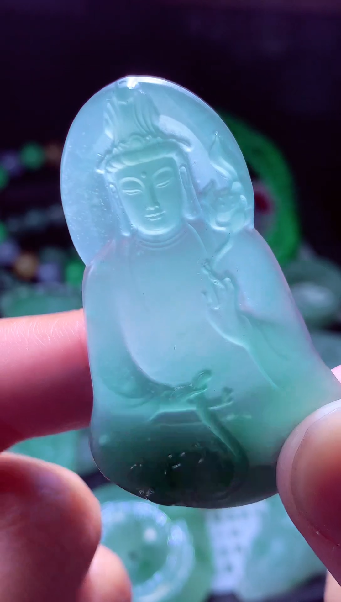 未镶嵌定制翡翠柒*?翡翠毛货定制