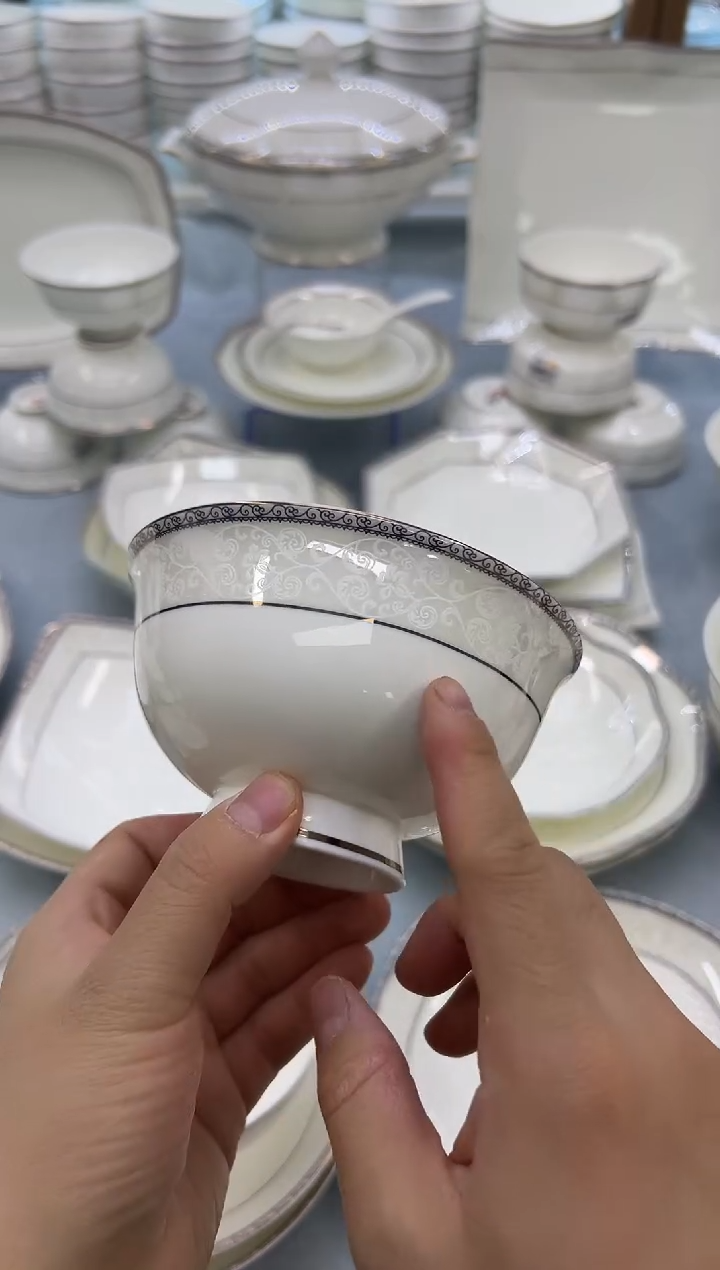 骨瓷玲珑5高8个  6高2个  