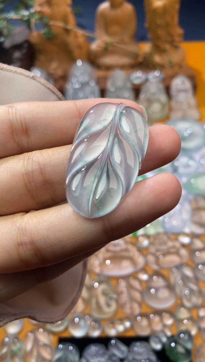 【闪购商品】定制翡翠未镶嵌叶子38.1*22*4.0