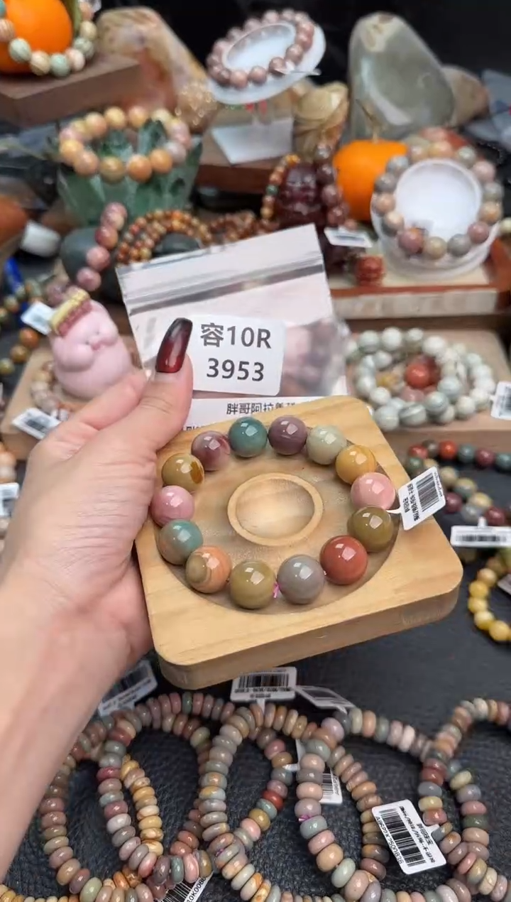 【闪购商品】石英质玉手链未镶嵌10R3953