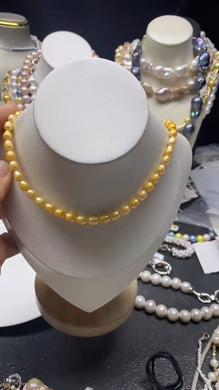 颈饰未镶嵌淡水珍珠多人