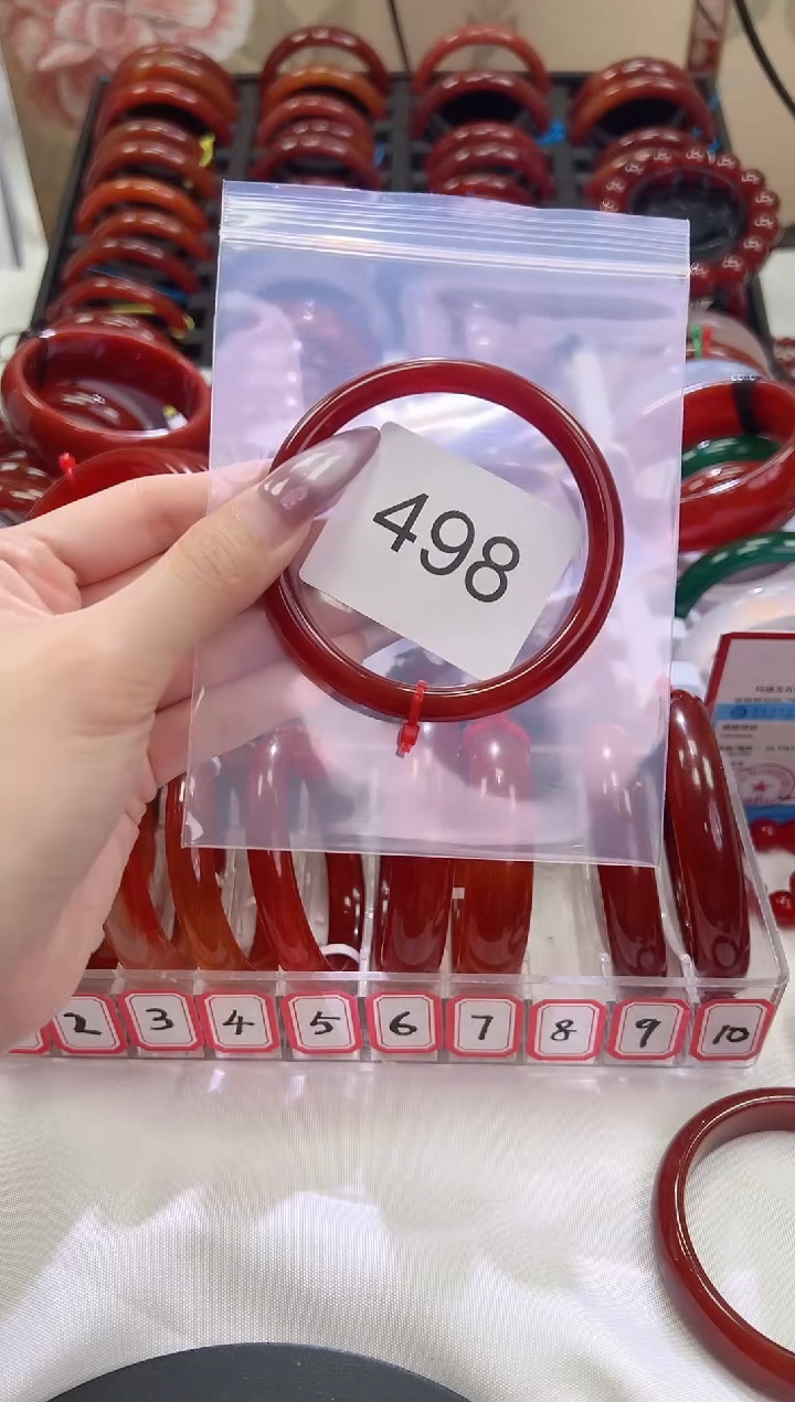 手镯玛瑙/玉髓未镶嵌63圈口*B498