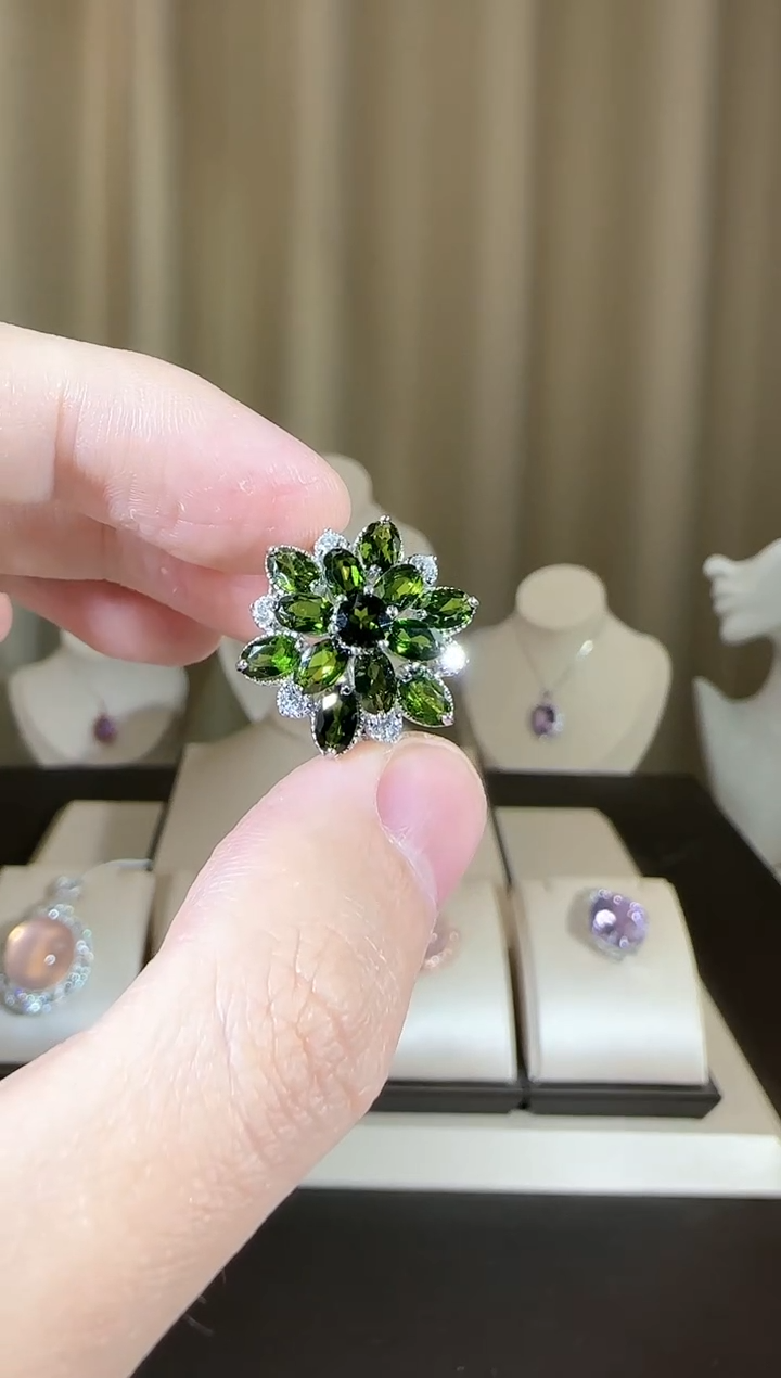 【闪购商品】透辉石戒指银S925镶嵌设计款