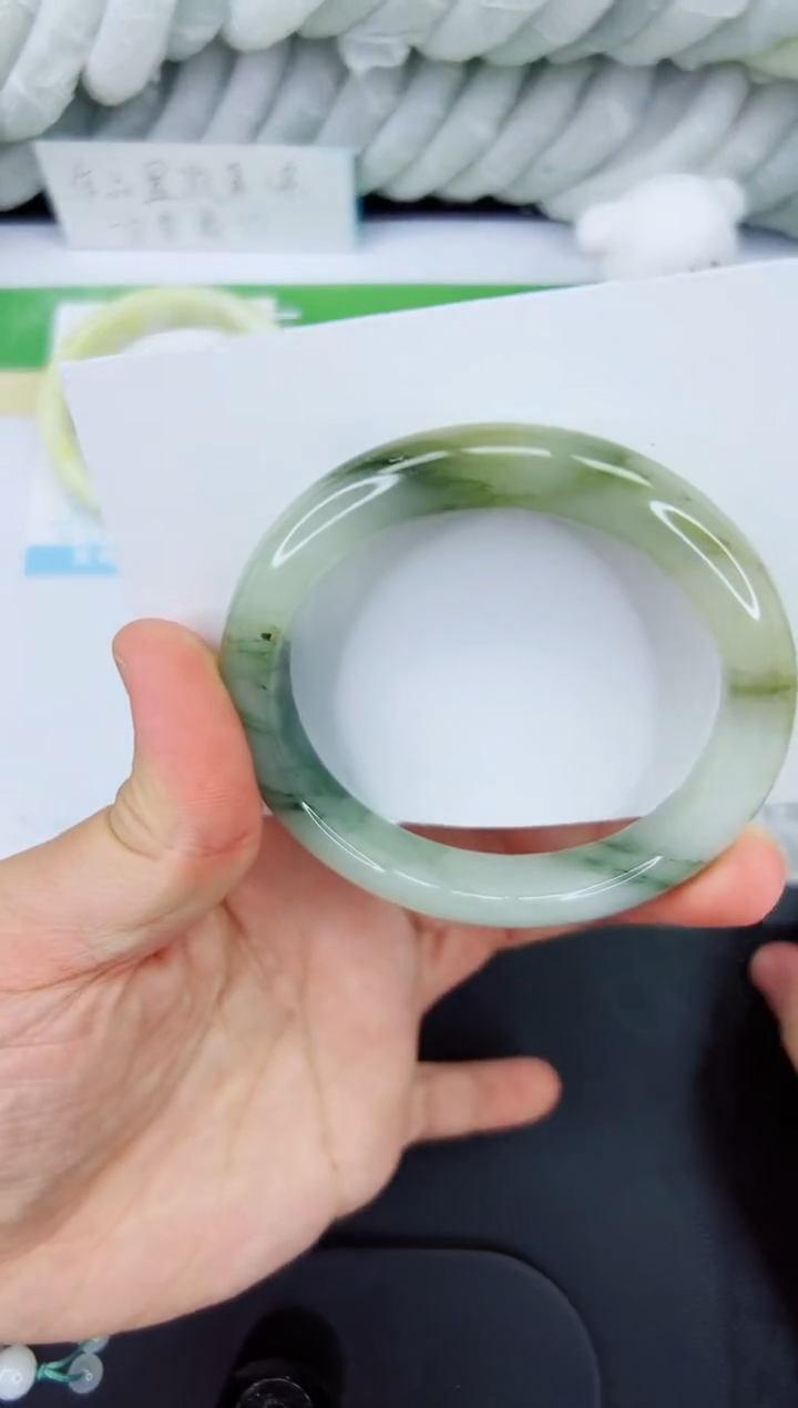 【闪购商品】石英质玉手镯未镶嵌414-56.2