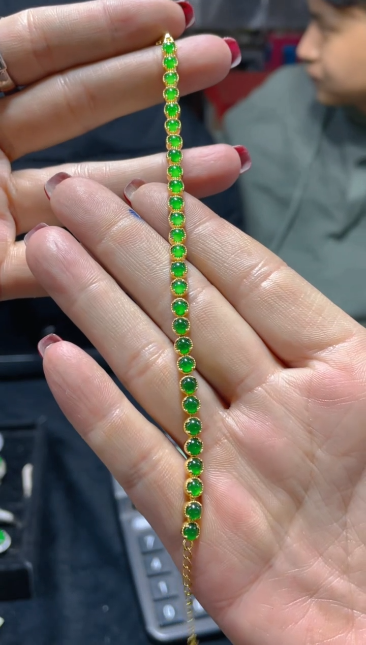 【闪购商品】定制翡翠未镶嵌天然A货翡翠 多样性发货假一赔四