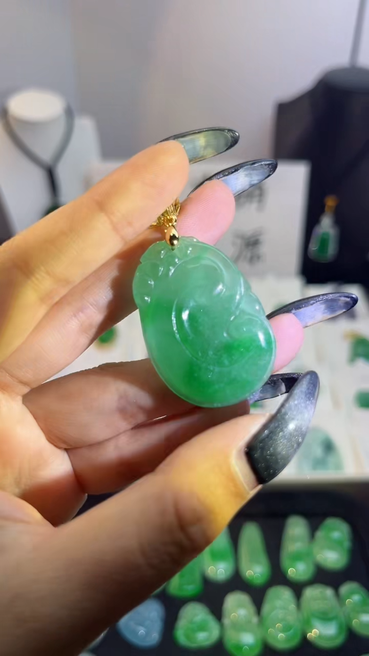 【闪购商品】翡翠手串未镶嵌翡翠颈饰未镶嵌天然翡翠吊坠