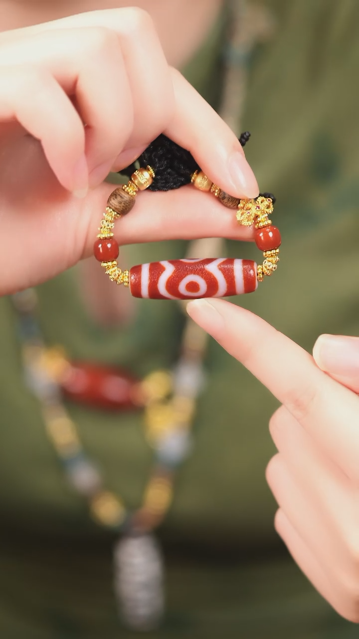 玛瑙/玉髓（覆膜）颈饰未镶嵌传世珠宝