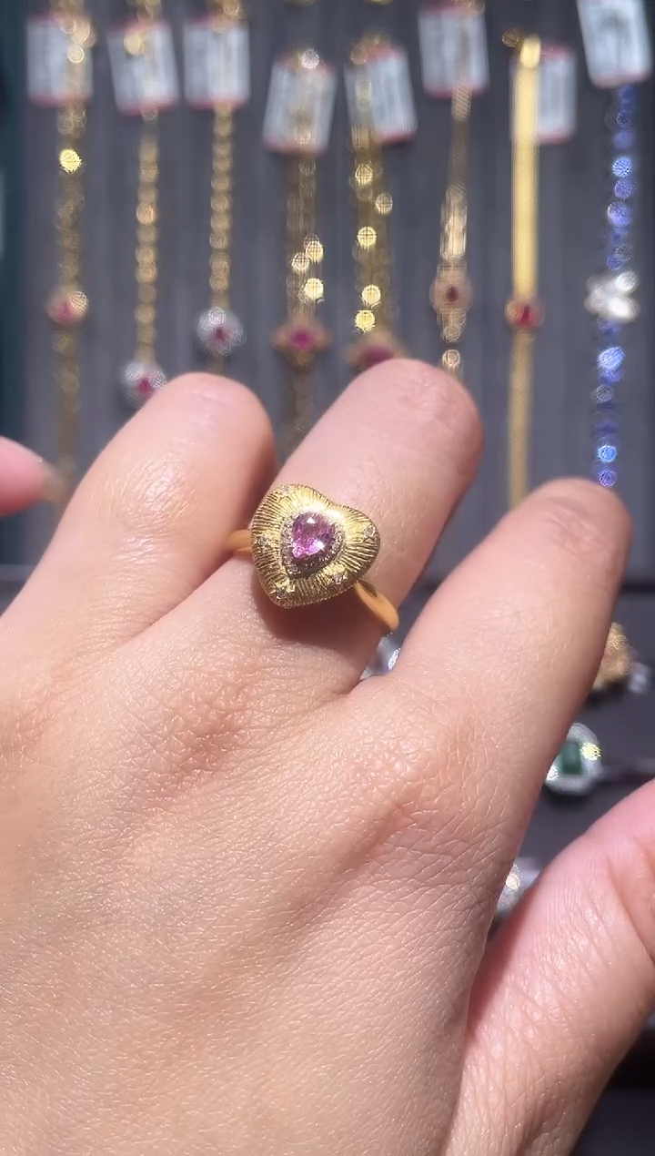 【闪购商品】彩色蓝宝石戒指18K金镶嵌彩蓝宝戒指