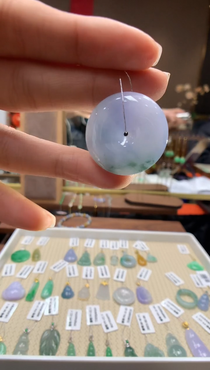 【闪购商品】翡翠颈饰18K金镶嵌平安扣