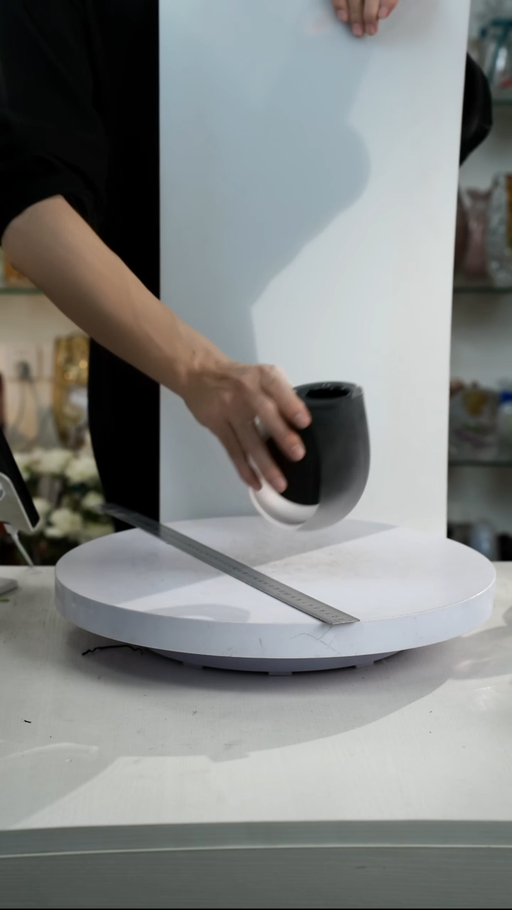 【闪购商品】琉璃高12轻奢琉璃花器扣边瑕疵