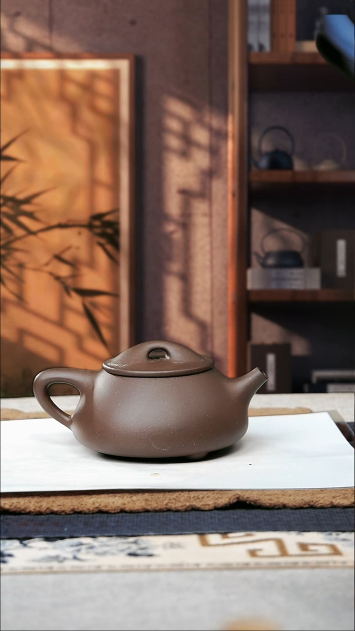 茶壶紫砂我****人底曹清景州石瓢微瑕