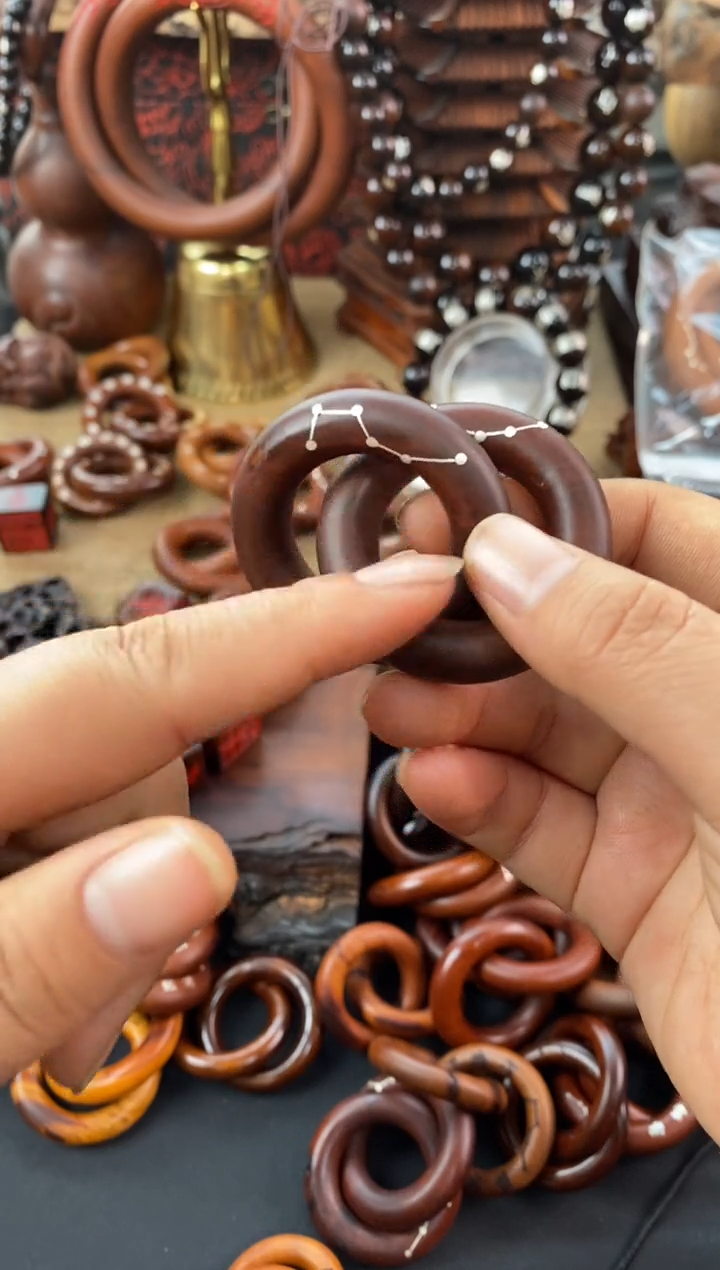 【闪购商品】木枣木小乾坤圈镶银六七星一物一拍