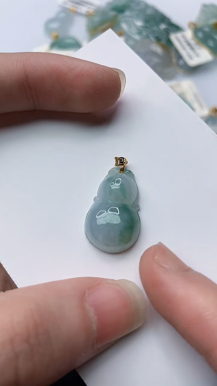 【闪购商品】翡翠颈饰18K金镶嵌92........