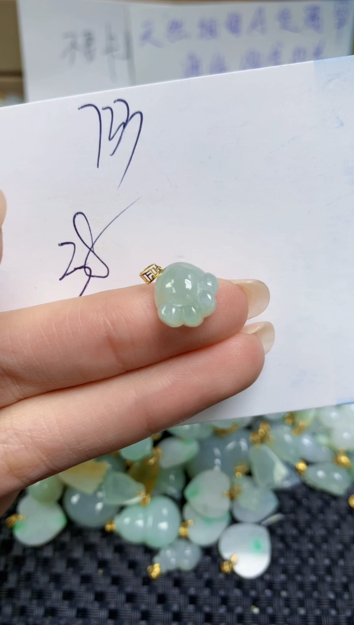 【闪购商品】翡翠颈饰18K金镶嵌天然缅甸A货翡翠