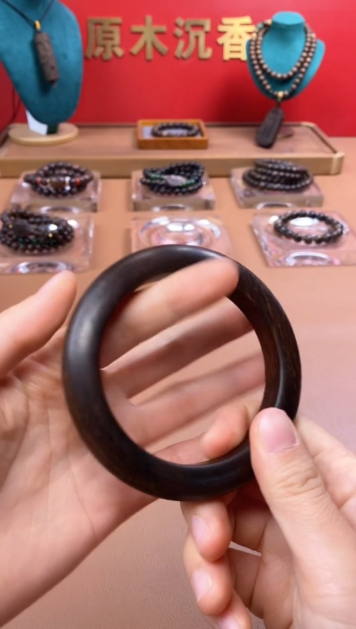 【闪购商品】沉香木手串P富森红土玉化手镯XD00550402