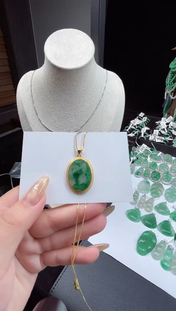 吊坠(不含链)银S925镶嵌石英质玉（非洲翠）无事牌26.50