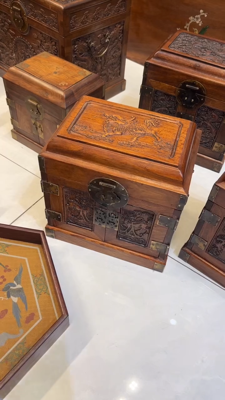 【闪购商品】贡木麒麟雕刻官箱