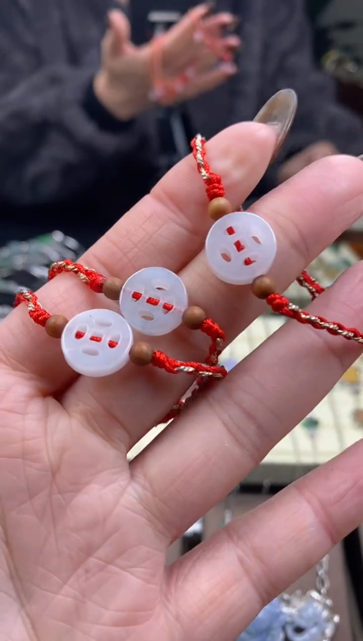 颈饰未镶嵌翡翠净货多样性发其一15314