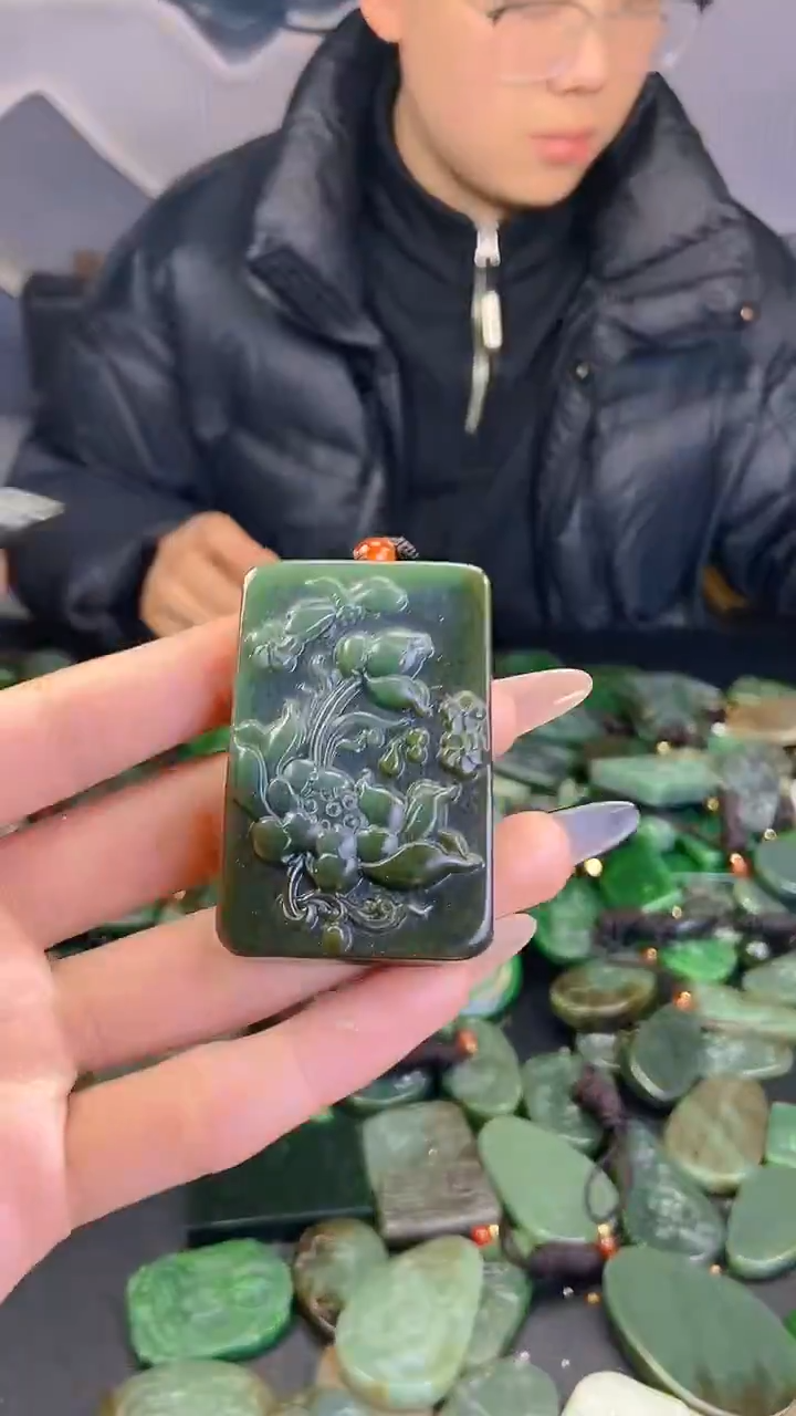 颈饰未镶嵌和田玉01