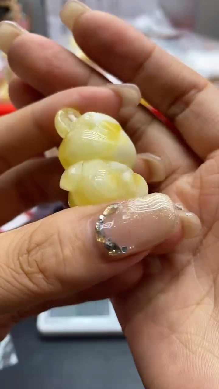 琥珀未镶嵌珠宝奇石1457