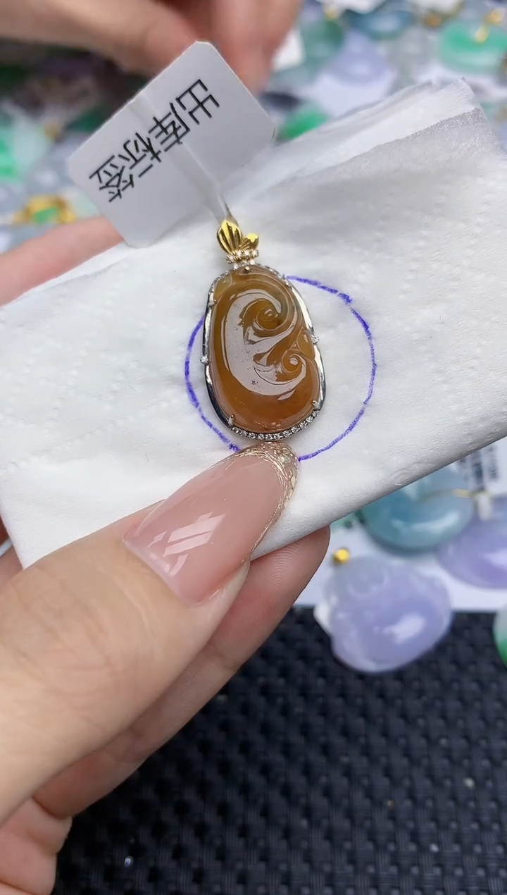 颈饰18K金镶嵌翡翠494   天然翡翠A货  百元以上9米证书费自理