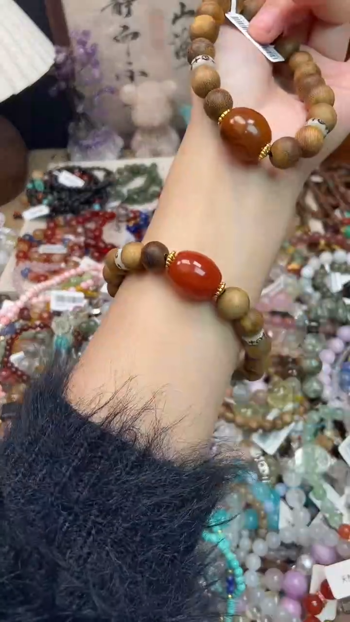 未镶嵌玛瑙手饰404