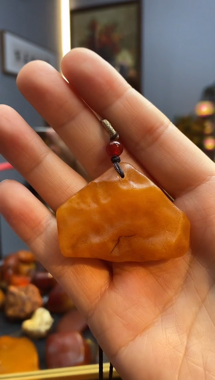 琥珀颈饰未镶嵌吊坠