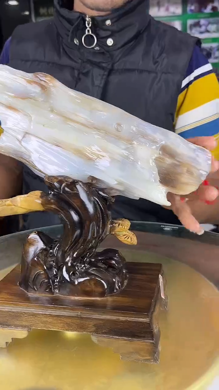 缅甸天然树化玉摆件