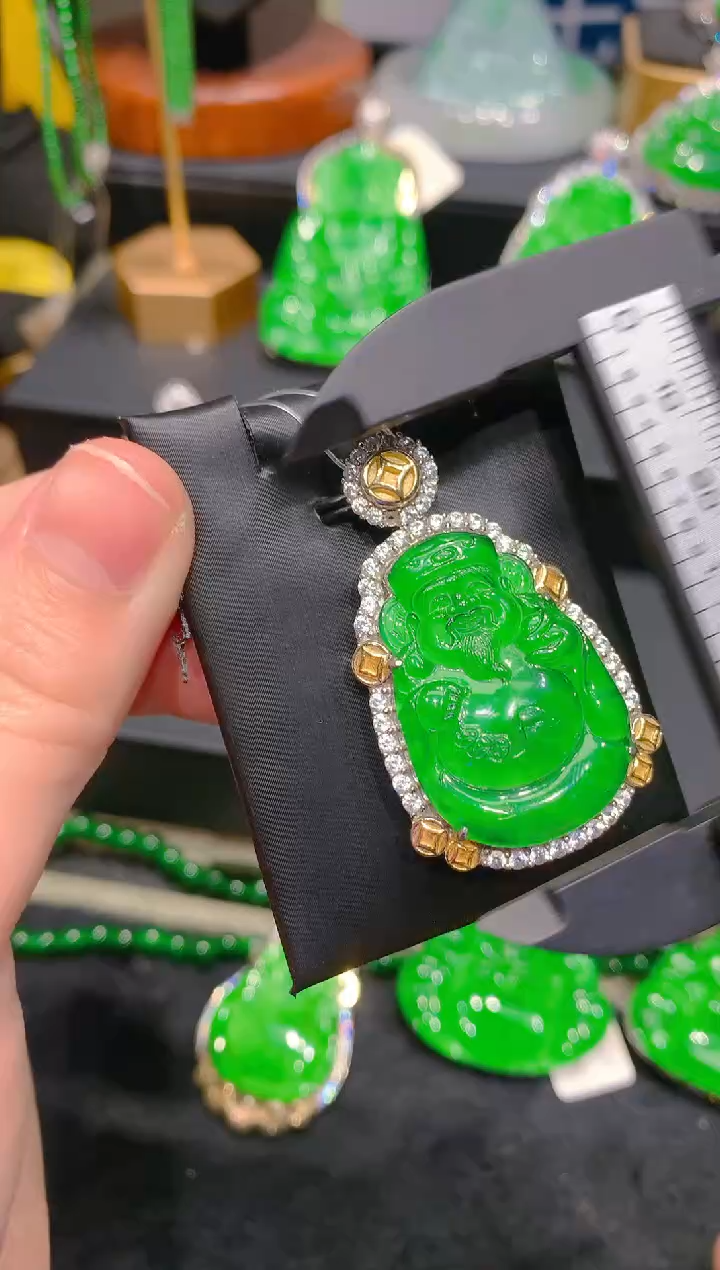 【闪购商品】翡翠颈饰银S925镶嵌55一季