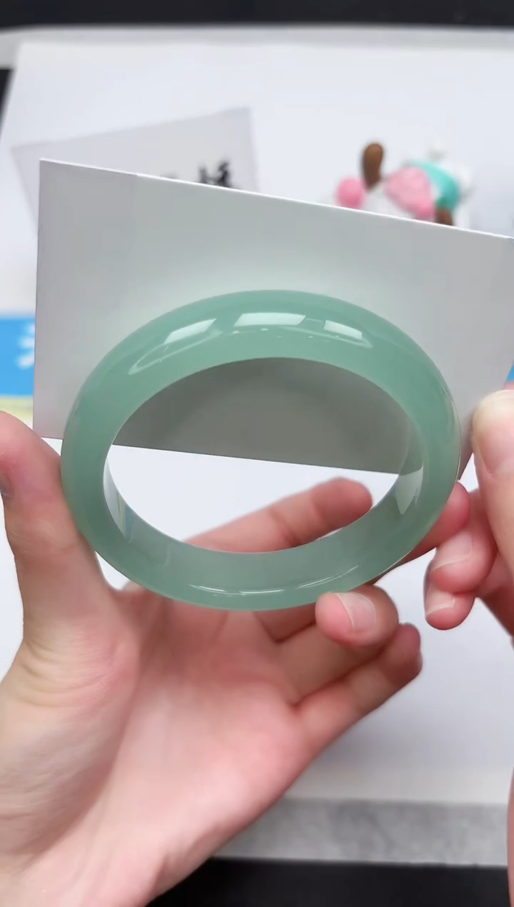 石英质玉手镯未镶嵌122-61