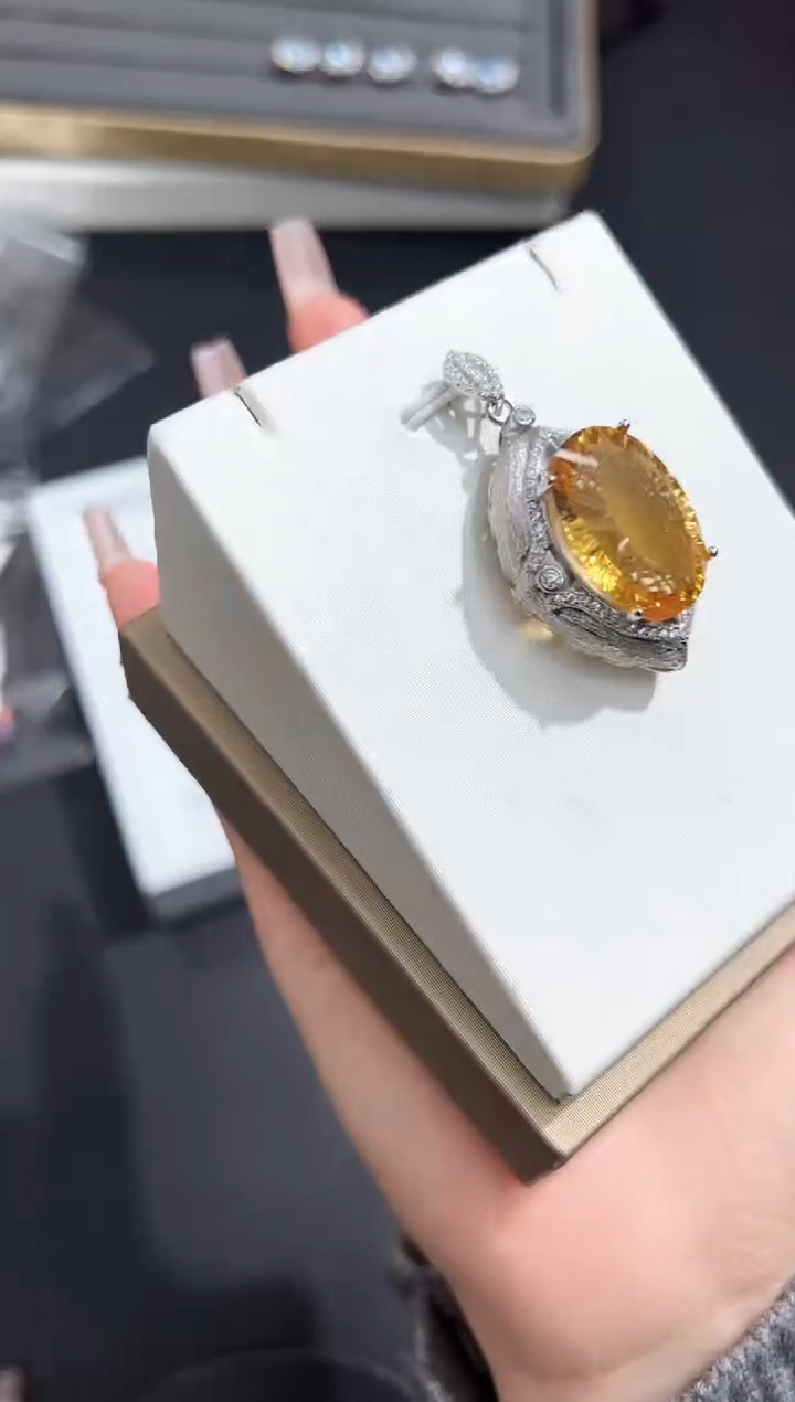 【闪购商品】紫晶吊坠(不含链)银S925镶嵌62F多样性发其一/1个