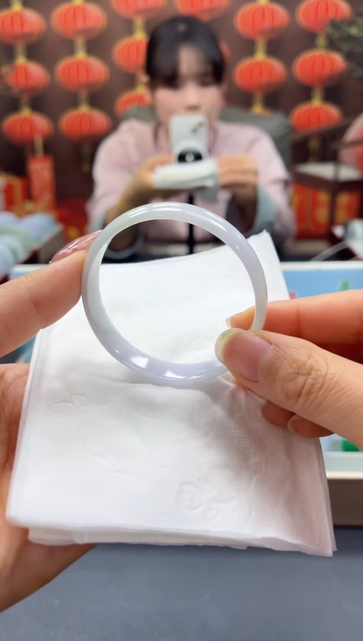 【闪购商品】翡翠手镯未镶嵌00009556