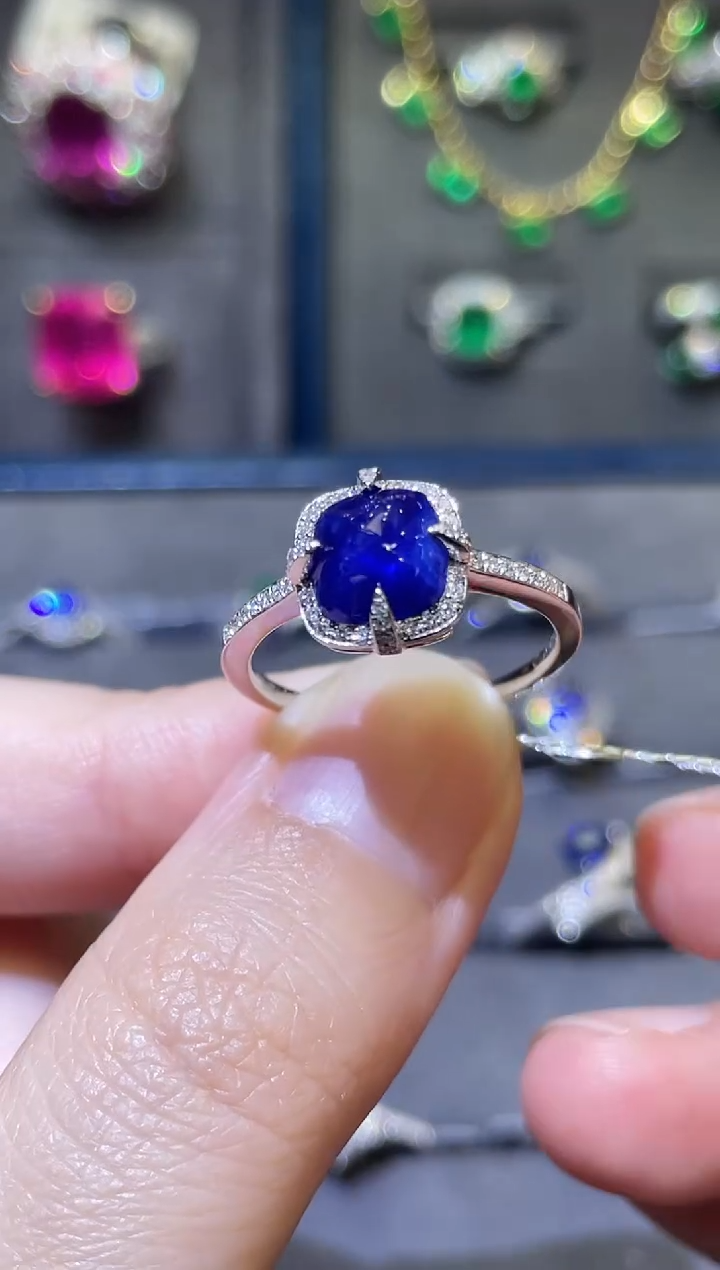 【闪购商品】蓝宝石戒指18K金镶嵌2.18ct