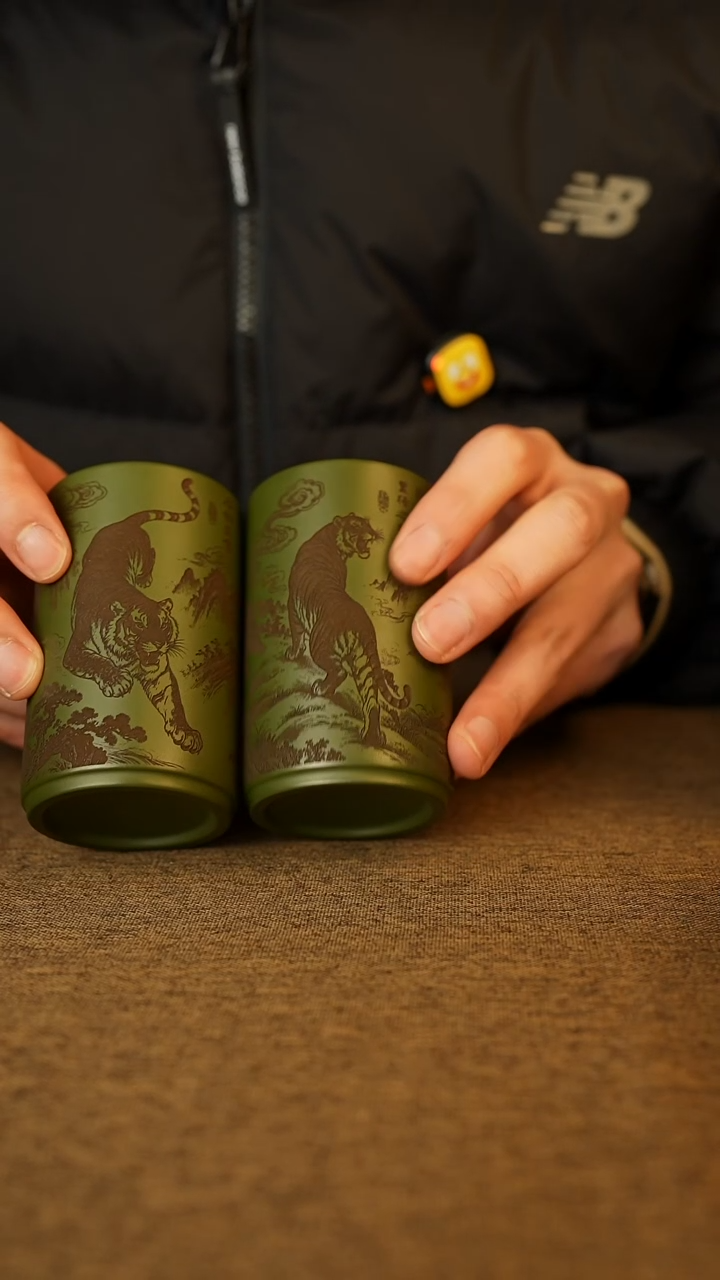 （两只装）上下山虎 景舟绿泥 主人杯