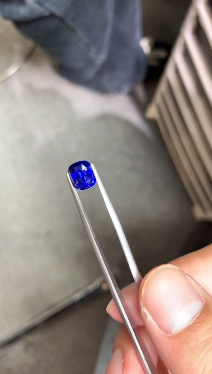 【闪购商品】蓝宝石裸石未镶嵌zm-117 3.15ct