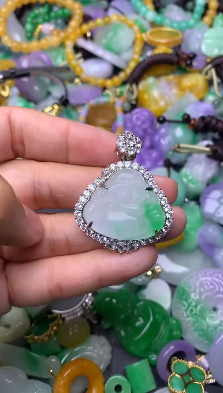 颈饰未镶嵌翡翠缅甸翡翠吊坠