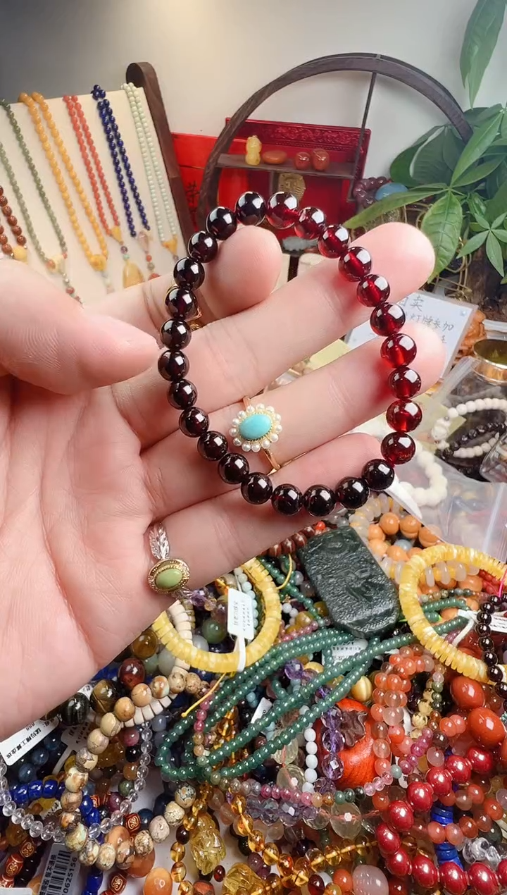 未镶嵌手链石榴石棉*雨一物一件）000625