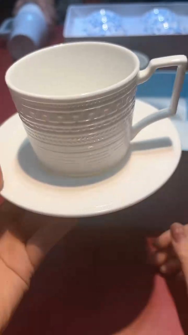 【闪购商品】瓷片锅碗瓢盆一件不剩