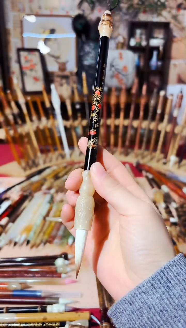 闪17 好事发生 黑檀牛角纯兼毫出锋3.7（清水试笔）