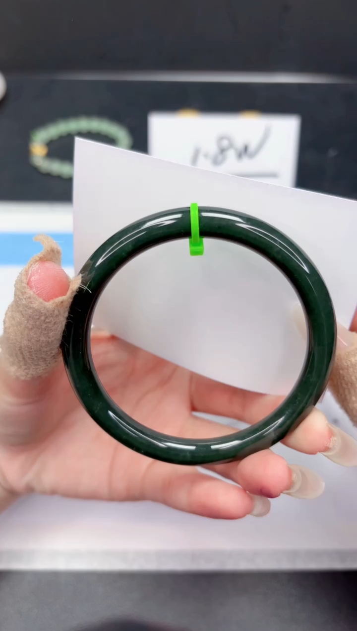 【闪购商品】和田玉手镯未镶嵌306-61.3