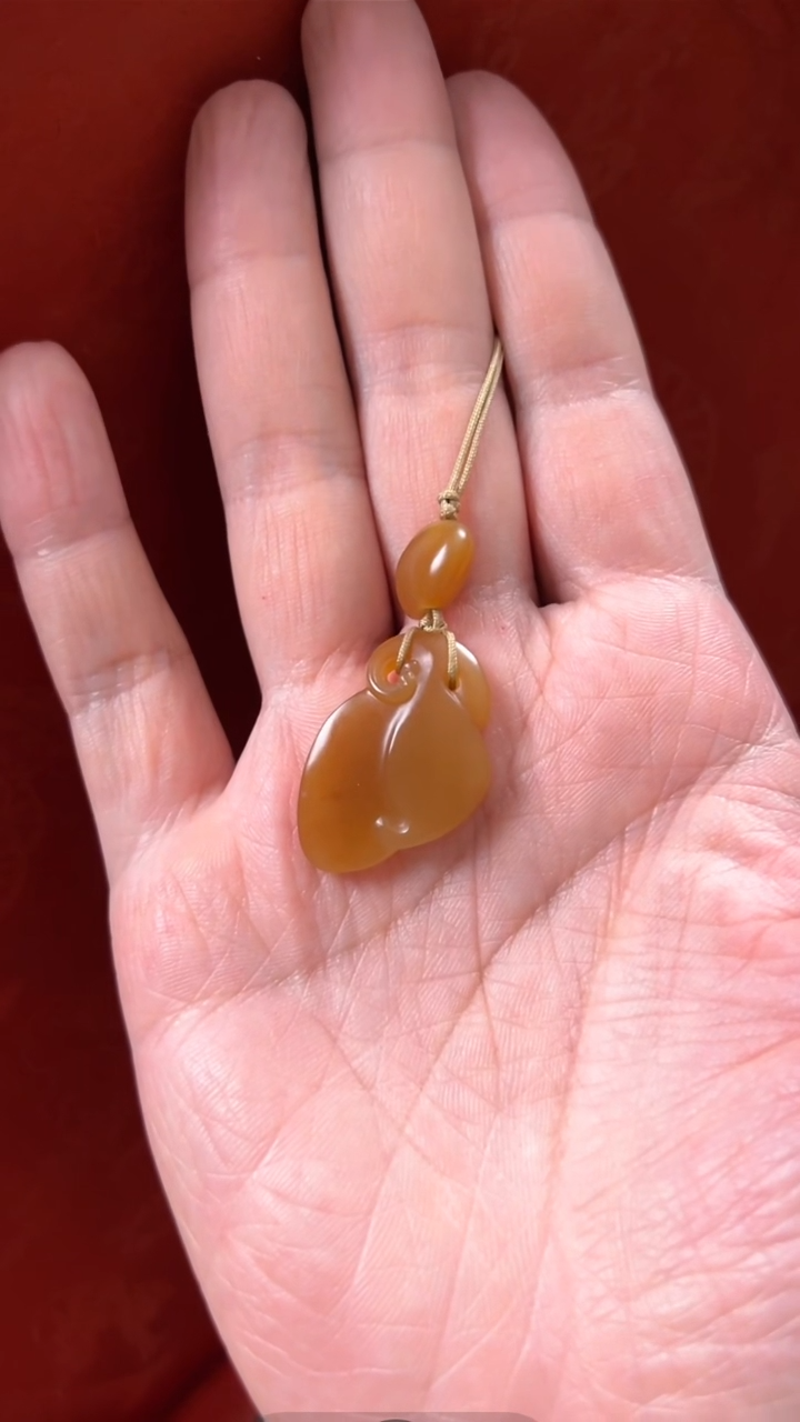 颈饰未镶嵌和田玉新疆糖玉老熟大业有成