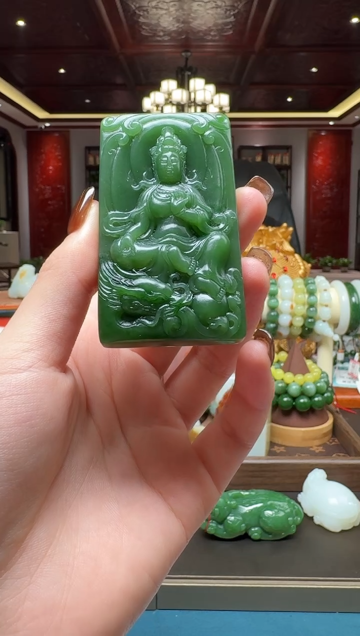 未镶嵌和田玉挂件by
