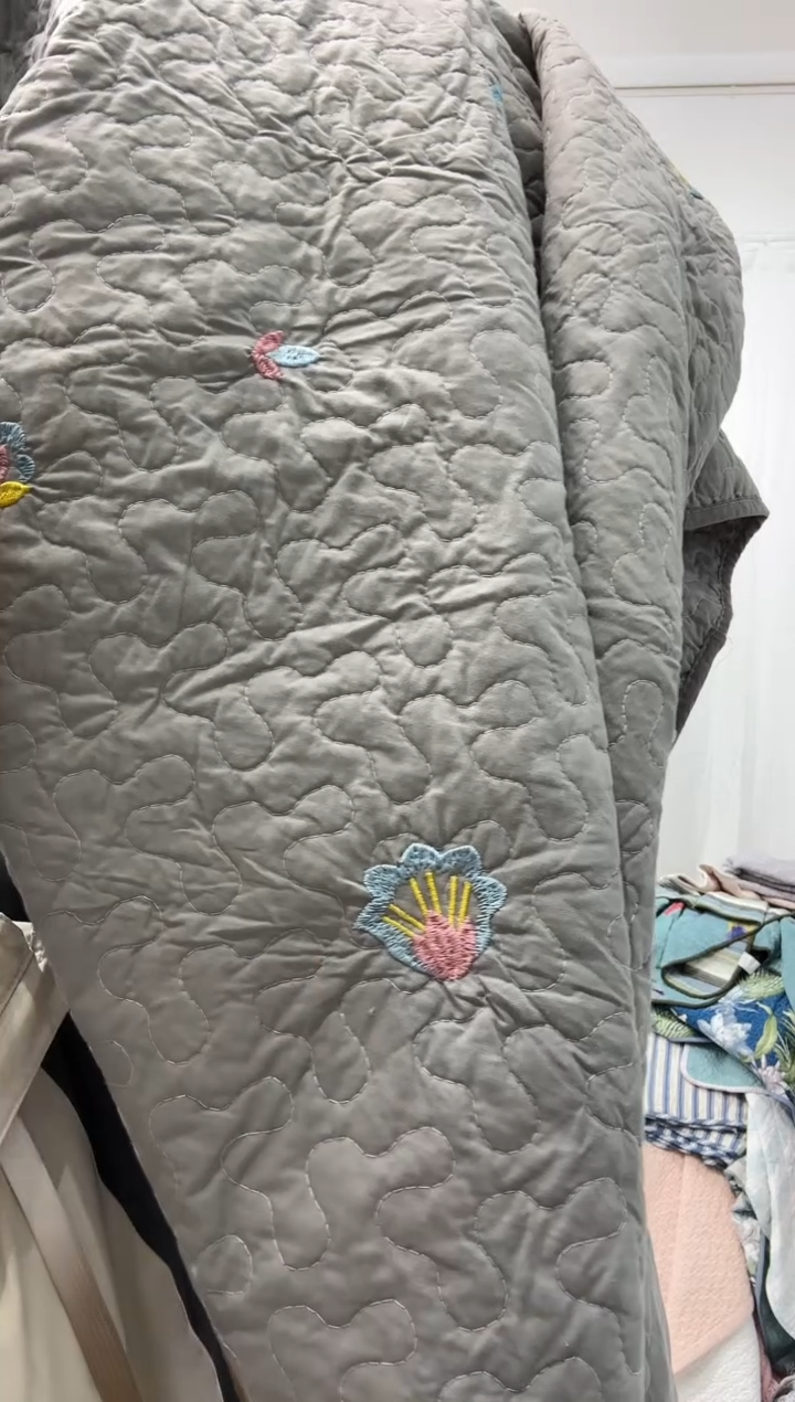 棉200*220纯棉床盖144号微瑕