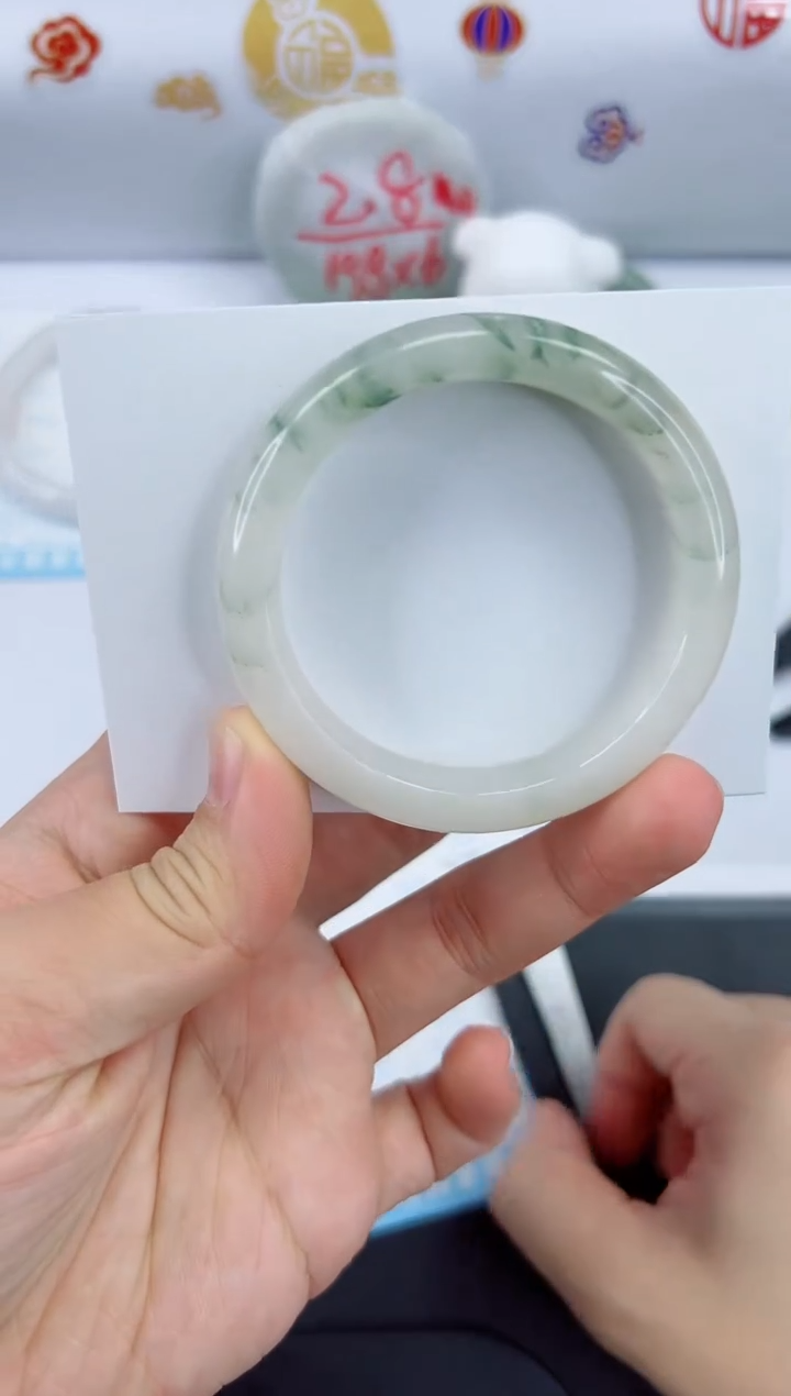 【闪购商品】石英质玉手镯未镶嵌278-52.2